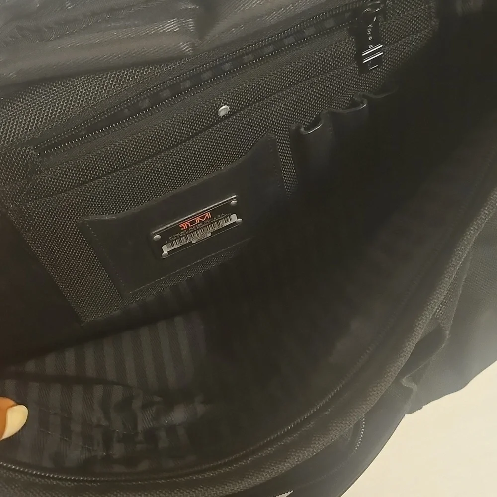 TUMI Alpha Expandable Ballistic Nylon Briefcase Messenger Laptop Bag 26214D3 7th